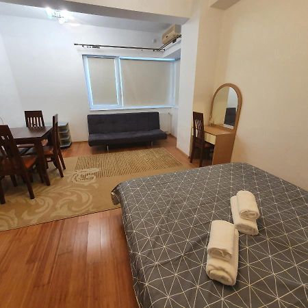 Apartament O Camera Mamaia Apartment ภายนอก รูปภาพ