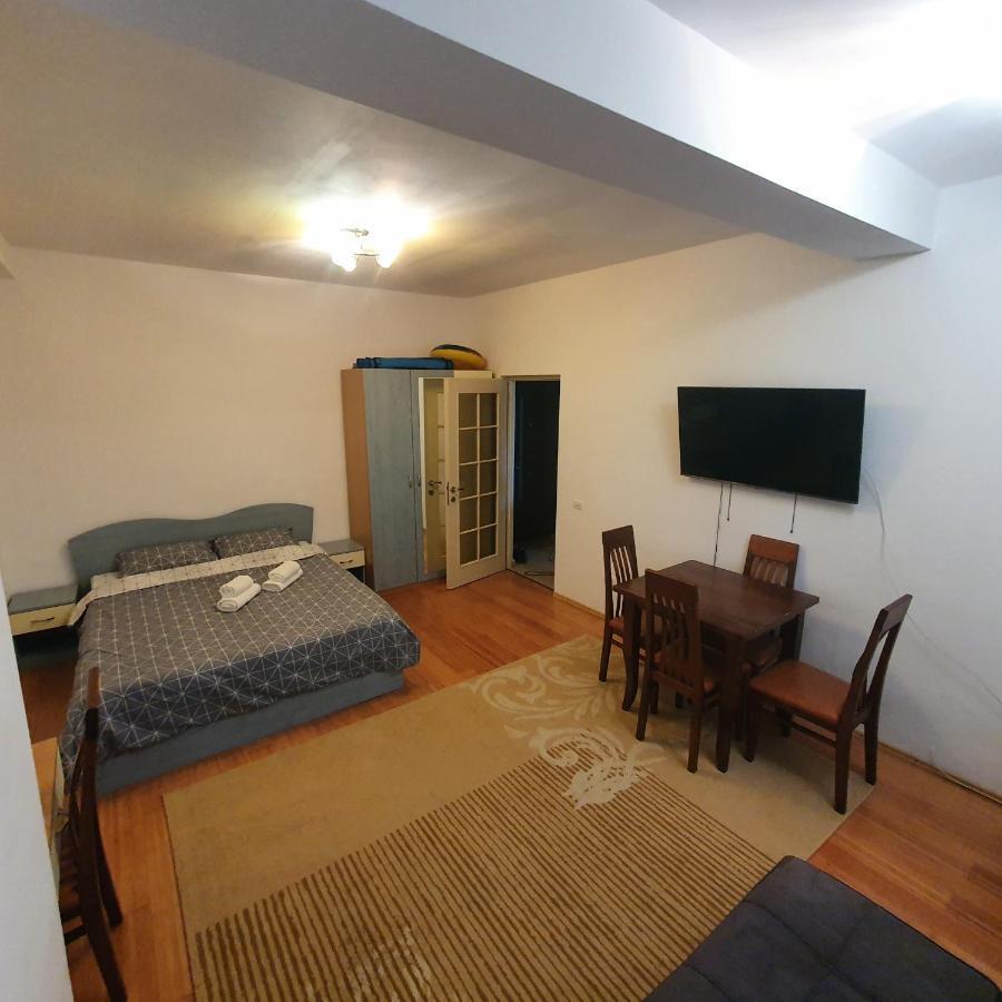 Apartament O Camera Mamaia Apartment ภายนอก รูปภาพ